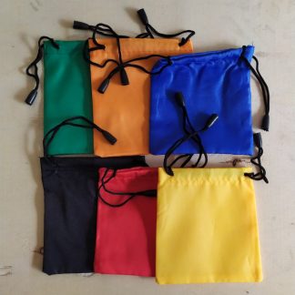 Bolsas de colores para guardar las fichas (x6)